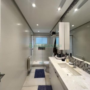 Casa Mobiliada com 332m², 3 dormitórios, 4 vagas, no bairro Linha 40 em Caxias do Sul para Comprar
