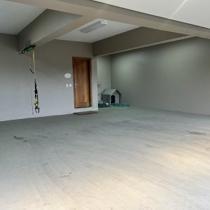 Casa Mobiliada com 332m², 3 dormitórios, 4 vagas, no bairro Linha 40 em Caxias do Sul para Comprar