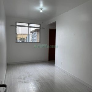 Apartamento com 45m², 2 dormitórios, 1 vaga, no bairro Bela Vista em Caxias do Sul para Alugar