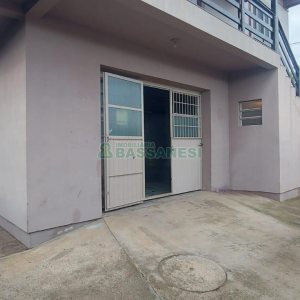 Casa com 216m², 3 dormitórios, 4 vagas, no bairro Nossa Senhora de Fátima em Caxias do Sul para Alugar