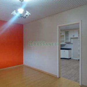 Casa com 216m², 3 dormitórios, 4 vagas, no bairro Nossa Senhora de Fátima em Caxias do Sul para Alugar