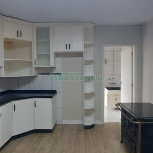 Casa com 216m², 3 dormitórios, 4 vagas, no bairro Nossa Senhora de Fátima em Caxias do Sul para Alugar
