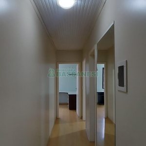 Casa com 216m², 3 dormitórios, 4 vagas, no bairro Nossa Senhora de Fátima em Caxias do Sul para Alugar