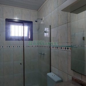 Casa com 216m², 3 dormitórios, 4 vagas, no bairro Nossa Senhora de Fátima em Caxias do Sul para Alugar