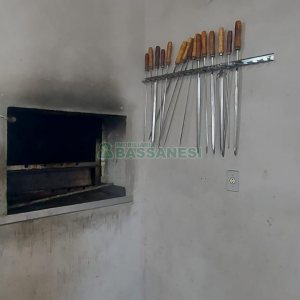 Casa com 216m², 3 dormitórios, 4 vagas, no bairro Nossa Senhora de Fátima em Caxias do Sul para Alugar