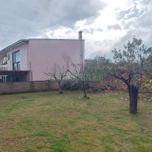 Casa com 216m², 3 dormitórios, 4 vagas, no bairro Nossa Senhora de Fátima em Caxias do Sul para Alugar