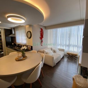 Apartamento com 107m², 2 dormitórios, 1 vaga, no bairro Madureira em Caxias do Sul para Comprar