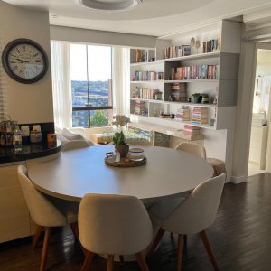 Apartamento com 107m², 2 dormitórios, 1 vaga, no bairro Madureira em Caxias do Sul para Comprar