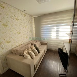 Apartamento com 107m², 2 dormitórios, 1 vaga, no bairro Madureira em Caxias do Sul para Comprar