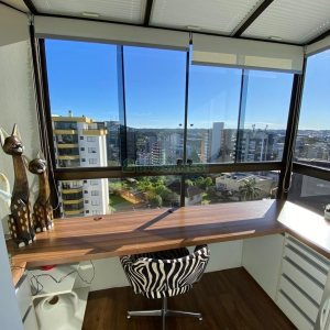 Apartamento com 107m², 2 dormitórios, 1 vaga, no bairro Madureira em Caxias do Sul para Comprar