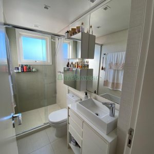 Apartamento com 107m², 2 dormitórios, 1 vaga, no bairro Madureira em Caxias do Sul para Comprar