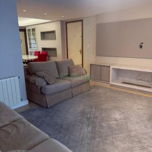 Apartamento com 122m², 3 dormitórios, 2 vagas, no bairro São Pelegrino em Caxias do Sul para Comprar