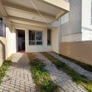Sobrado Mobiliado com 70m², 2 dormitórios, 1 vaga, no bairro São Virgílio em Caxias do Sul para Alugar