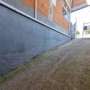 Pavilhão com 420m², no bairro Salgado Filho em Caxias do Sul para Alugar