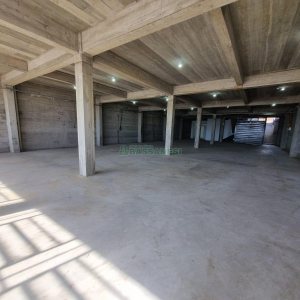 Pavilhão com 420m², no bairro Salgado Filho em Caxias do Sul para Alugar