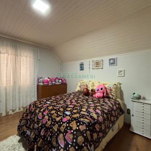 Casa com 430m², 3 dormitórios, 3 vagas, no bairro Jardim América em Caxias do Sul para Alugar