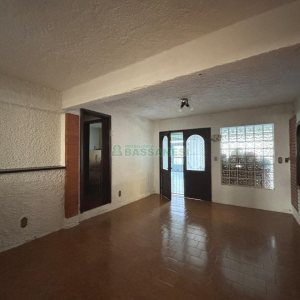 Casa com 430m², 3 dormitórios, 3 vagas, no bairro Jardim América em Caxias do Sul para Alugar
