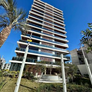 Apartamento com 171m², 3 dormitórios, 3 vagas, no bairro Exposição em Caxias do Sul para Comprar