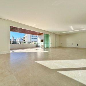 Apartamento com 171m², 3 dormitórios, 3 vagas, no bairro Exposição em Caxias do Sul para Comprar