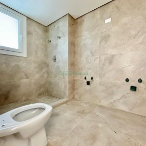 Apartamento com 171m², 3 dormitórios, 3 vagas, no bairro Exposição em Caxias do Sul para Comprar