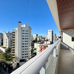Apartamento com 171m², 3 dormitórios, 3 vagas, no bairro Exposição em Caxias do Sul para Comprar