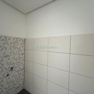 Apartamento com 40m², 1 dormitório, 1 vaga, no bairro Lourdes em Caxias do Sul para Comprar