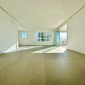 Apartamento com 155m², 3 dormitórios, 3 vagas, no bairro Panazzolo em Caxias do Sul para Comprar