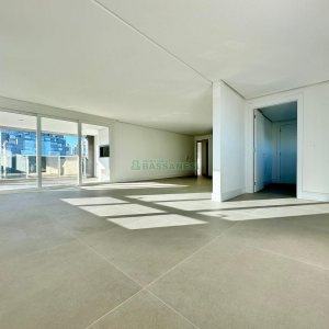 Apartamento com 155m², 3 dormitórios, 3 vagas, no bairro Panazzolo em Caxias do Sul para Comprar