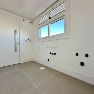 Apartamento com 155m², 3 dormitórios, 3 vagas, no bairro Panazzolo em Caxias do Sul para Comprar
