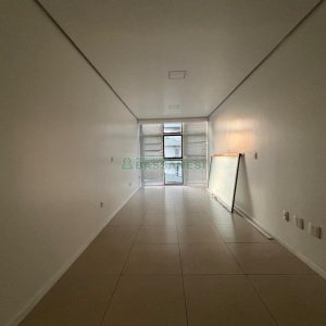 Sala com 52m², no bairro Centro em Caxias do Sul para Alugar