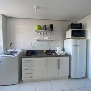 Apto Mobiliado com 47m², 2 dormitórios, 1 vaga, no bairro Nossa Senhora de Lourdes em Caxias do Sul para Alugar