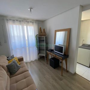 Apto Mobiliado com 47m², 2 dormitórios, 1 vaga, no bairro Nossa Senhora de Lourdes em Caxias do Sul para Alugar