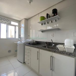 Apto Mobiliado com 47m², 2 dormitórios, 1 vaga, no bairro Nossa Senhora de Lourdes em Caxias do Sul para Alugar