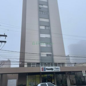 Apartamento com 60m², 2 dormitórios, 1 vaga, no bairro São Pelegrino em Caxias do Sul para Comprar