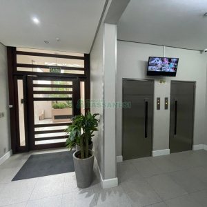 Apartamento com 60m², 2 dormitórios, 1 vaga, no bairro São Pelegrino em Caxias do Sul para Comprar