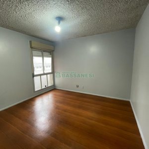 Apartamento com 60m², 2 dormitórios, 1 vaga, no bairro São Pelegrino em Caxias do Sul para Comprar