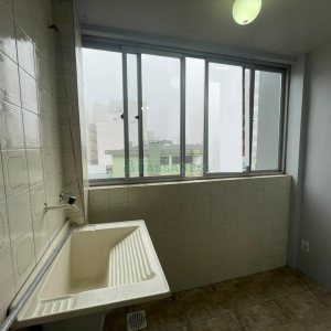 Apartamento com 60m², 2 dormitórios, 1 vaga, no bairro São Pelegrino em Caxias do Sul para Comprar