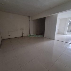 Loja com 220m², no bairro De Lazzer em Caxias do Sul para Alugar