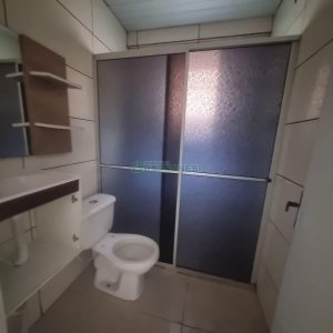 Loja com 220m², no bairro De Lazzer em Caxias do Sul para Alugar
