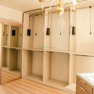 Apartamento com 295m², 3 dormitórios, 2 vagas, no bairro Panazzolo em Caxias do Sul para Comprar