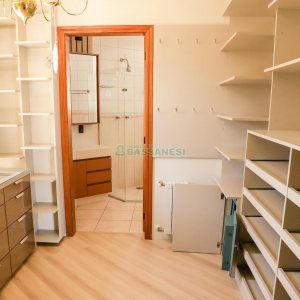 Apartamento com 295m², 3 dormitórios, 2 vagas, no bairro Panazzolo em Caxias do Sul para Comprar