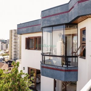 Apartamento com 295m², 3 dormitórios, 2 vagas, no bairro Panazzolo em Caxias do Sul para Comprar