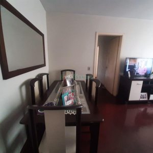 Apartamento com 94m², 3 dormitórios, 1 vaga, no bairro São Pelegrino em Caxias do Sul para Comprar