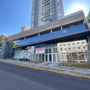 Loja com 168m², no bairro Lourdes em Caxias do Sul para Comprar