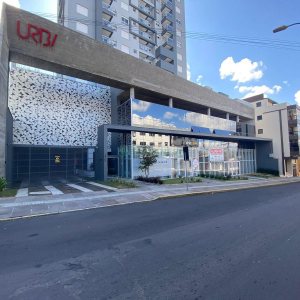 Loja com 168m², no bairro Lourdes em Caxias do Sul para Comprar