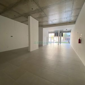 Loja com 168m², no bairro Lourdes em Caxias do Sul para Comprar