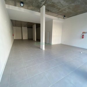 Loja com 168m², no bairro Lourdes em Caxias do Sul para Comprar