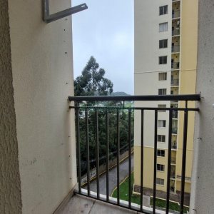 Apartamento com 52m², 2 dormitórios, 1 vaga, no bairro De Zorzi em Caxias do Sul para Alugar