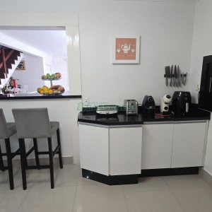Chácara com 540m², 4 dormitórios, 1 vaga, no bairro Samuara em Caxias do Sul para Comprar