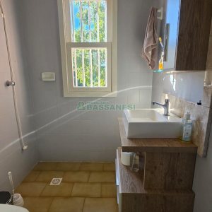 Chácara com 540m², 4 dormitórios, 1 vaga, no bairro Samuara em Caxias do Sul para Comprar